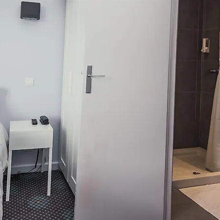 Auguste 3* París