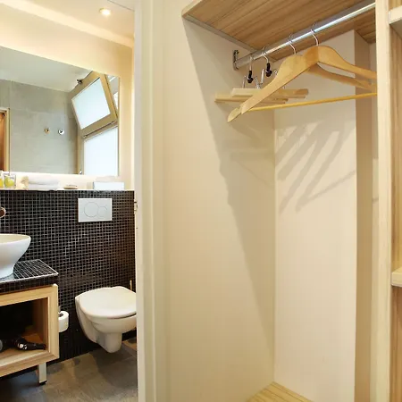 Hotel Auguste 3*