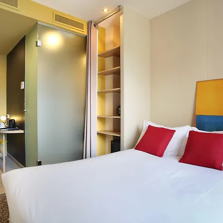 أوغست 3* باريس