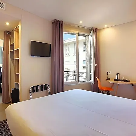 Auguste Hotel