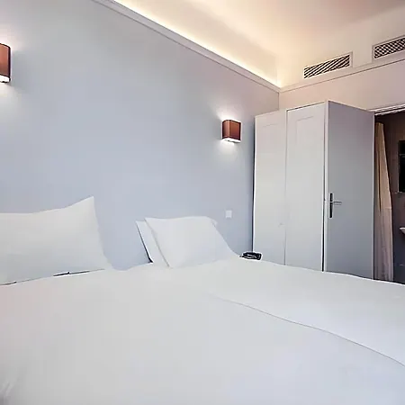 Auguste 3*