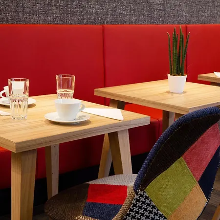 奥古斯特酒店 酒店 3*