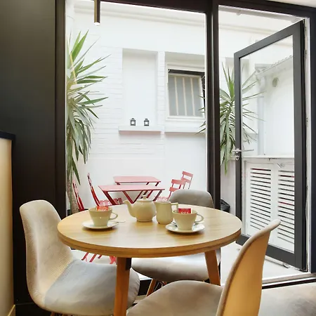 Auguste Παρίσι